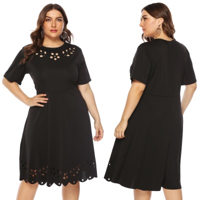 Robe pour femme  en tissu droit à la taille