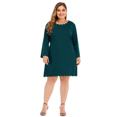 Robe femme avec bord ondulé ample droit tissu Goni