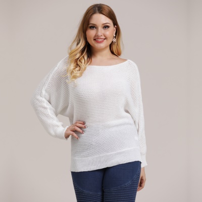 Top femme avec col large et à épaules nues manches chauve-souris tissé