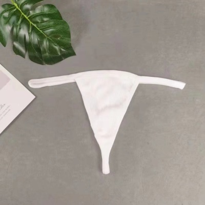 String pour femmes en coton de couleur unie
