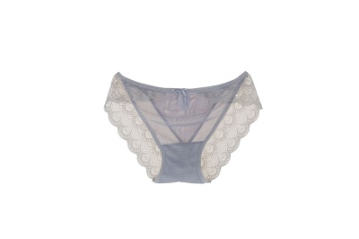 Slip semi-transparent ajouré