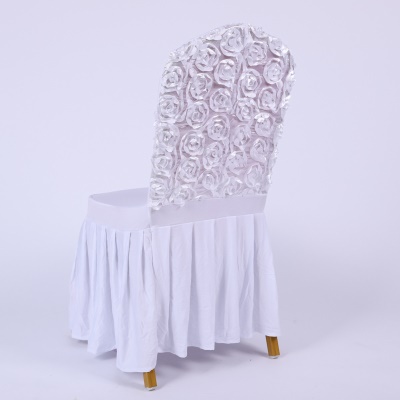 Housse de chaise plissée brodée rose