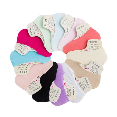 Chaussettes pour femmes en velours bas et peu profond