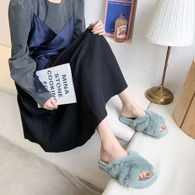 Babouches sandales en laine portant un mot en laine