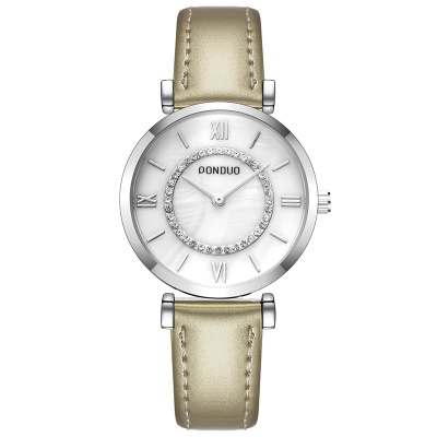 Montre pour femmes avec diamant en acier allié bracelet/bracelet en cuir avec gravure romaine