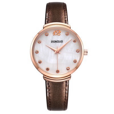 Montres pour femmes Bracelet en cuir nacré Mouvement à quartz imperméable