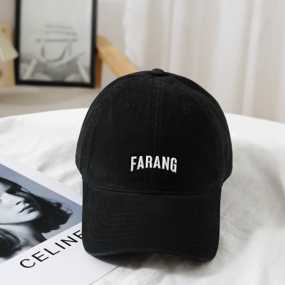 Chapeau à visière lettre broderie visage petit sergé