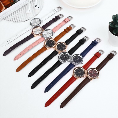 Montre pour femmes en cuir de vache avec incrusté de diamants