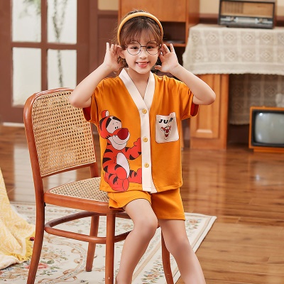 Pyjama pour enfants deux pièces mignon dessin animé modèle manches courtes boutons cardigan