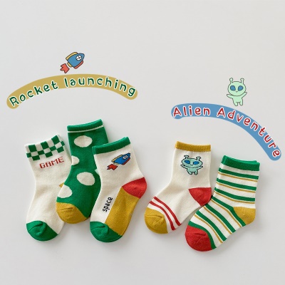 Set de 5 pcs de chaussettes pour enfants en coton à rayures à pois
