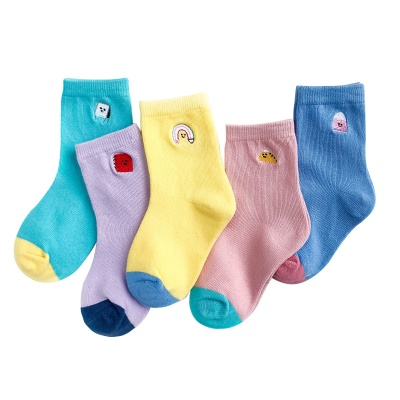 Chaussettes pour enfants à rayures brodées