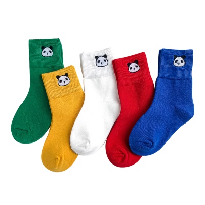 Chaussettes pour enfants à rayures brodées