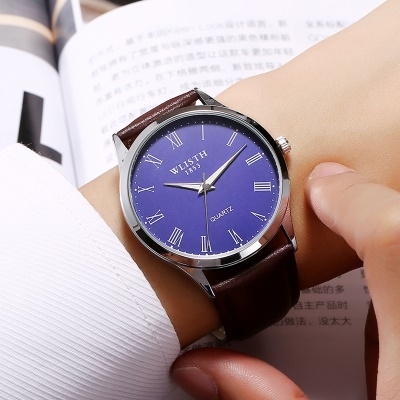 Montre à quartz imperméable à l'eau avec bracelet en acier lumineux