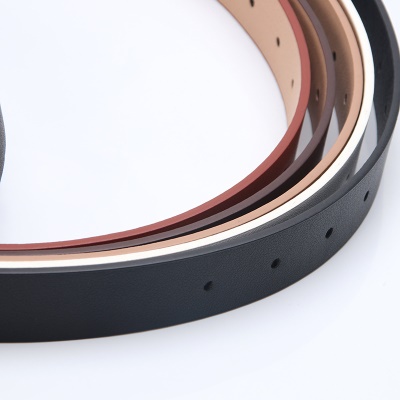 Ceinture à boucle ronde pour femmes