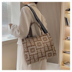 Sac à main et bandoulière femme brodé