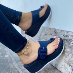 Babouche en cuir artificiel avec semelle compensée