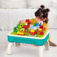 Table de peinture pour les enfants avec blocs de construction
