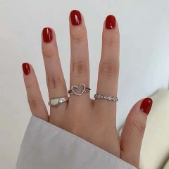 Bague design multi ornements pour main