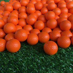 Balle de golf en caoutchouc synthétique
