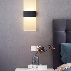 Lampe de chevet LED murale