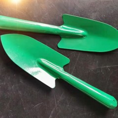 Pelle de jardin  en acier au carbone moyen pulvérisé en une seule pièce