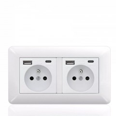 Prise française 2 connexions USB domestique
