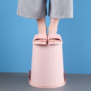 Poubelle en plastique