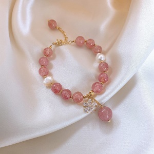 Bracelet en cristal rose avec perles