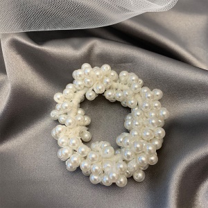 Attache de cheveux élastique et de perles