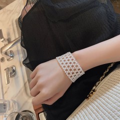 Bracelet en filet de perles