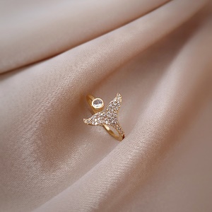 Bague simple ouverte à petit cercle