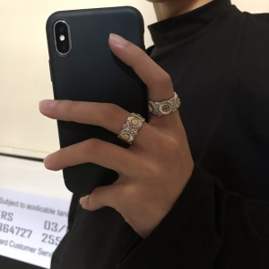 Bague à motif fleuri