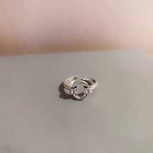 Bague ouverte avec taille réglable