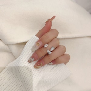 Bague de doigt créative ornement de main avec diamants incrustés