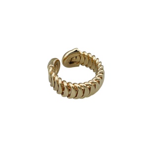 Bague pour femme en forme de chaîne géométrique