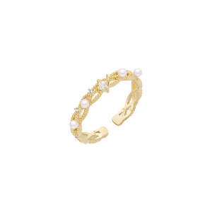 Bague incrustée de diamants artificiels