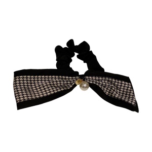 Attache cheveux en tissu avec perle