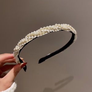 Cerceau de cheveux avec des perles artificiels décorés