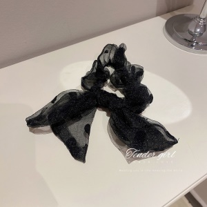 Chouchou cheveux avec décoration
