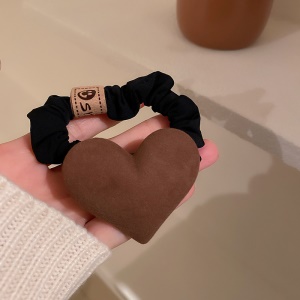 Attache cheveux à motif coeur