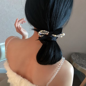 Boucle de cheveux arc flanelle