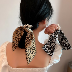 Attache cheveux avec perles