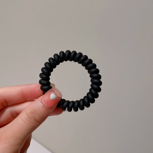 Attache cheveux en plastique givrée