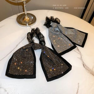 Boucle de cheveux arc avec diamant artificiel