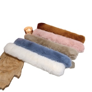 Attache cheveux en en peluche