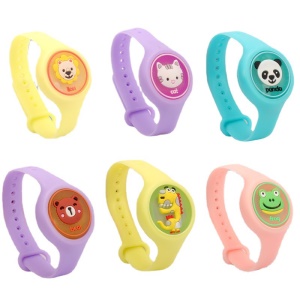 Bracelet lumineux anti-moustique